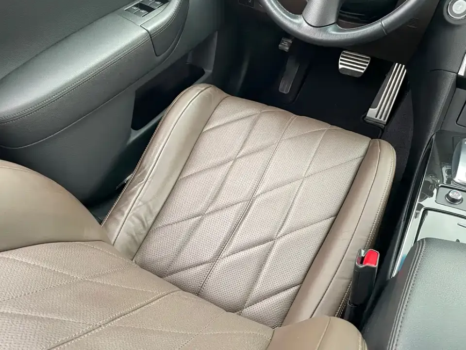 Infiniti QX70
