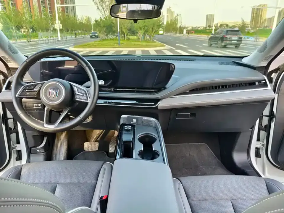 Buick E5