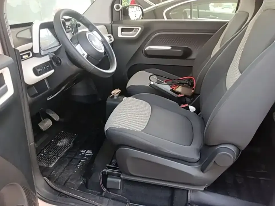 Wuling MINIEV