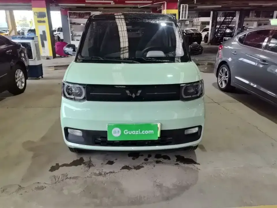 Wuling MINIEV