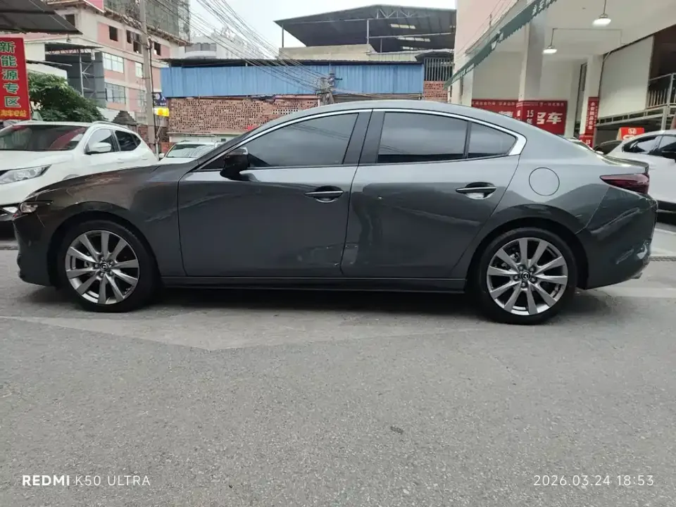 Mazda 3 Axela