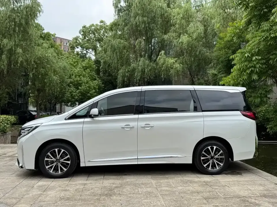 GAC Trumpchi M8