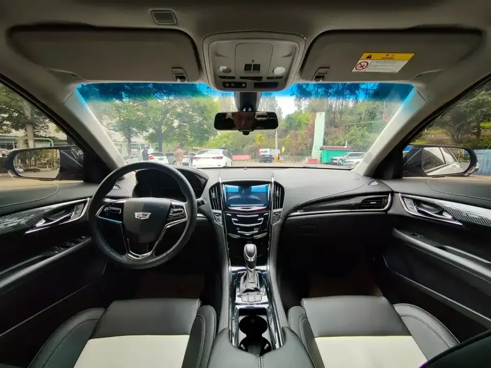 Cadillac ATS-L