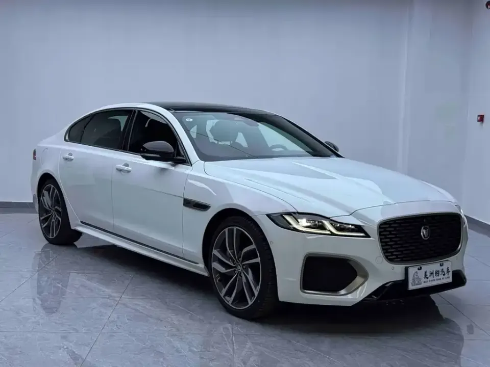 Jaguar XFL