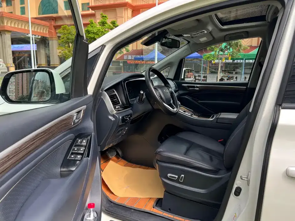 GAC Trumpchi M8