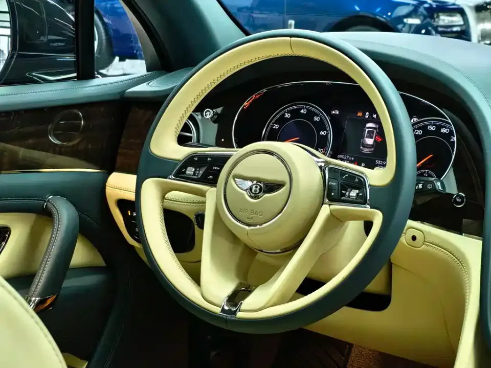 Bentley Bentayga