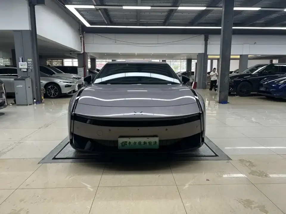 Xpeng P7