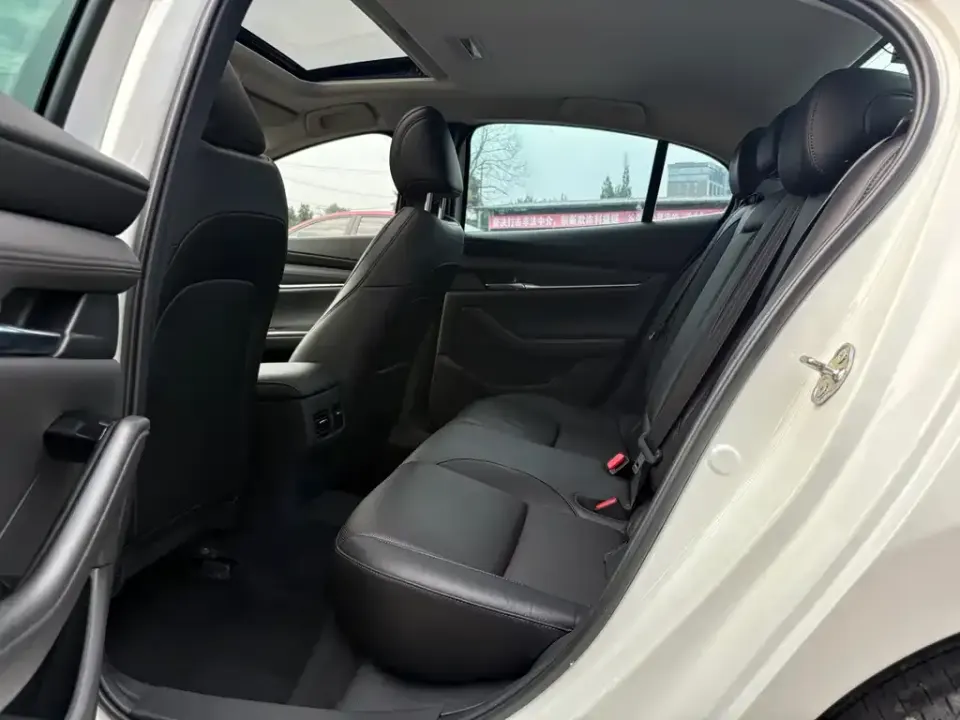 Mazda 3 Axela