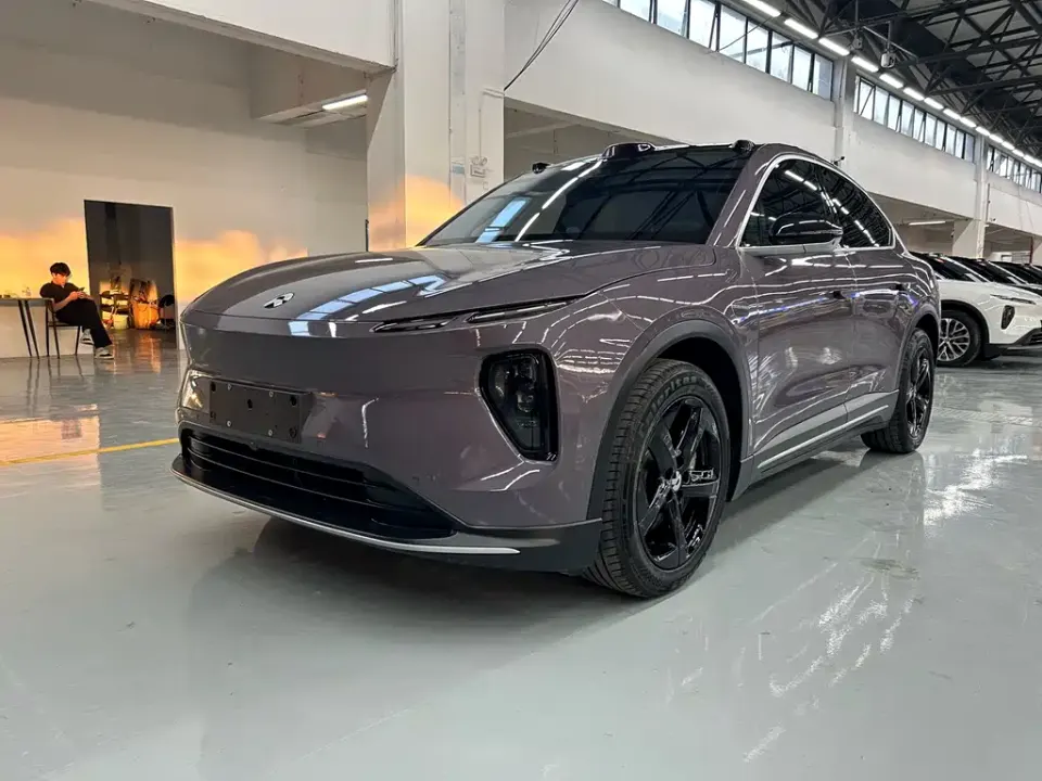 Nio EC6