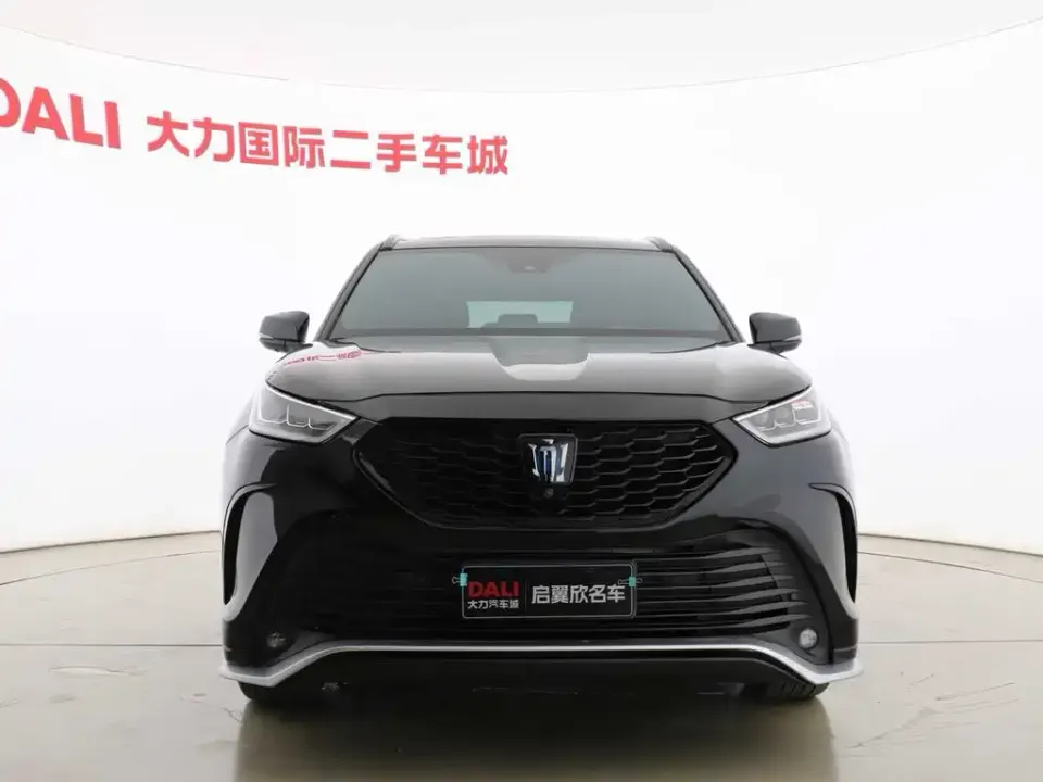 Toyota Crown Kluger