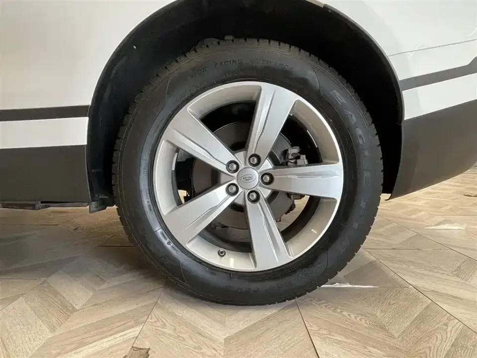 Land Rover Velar