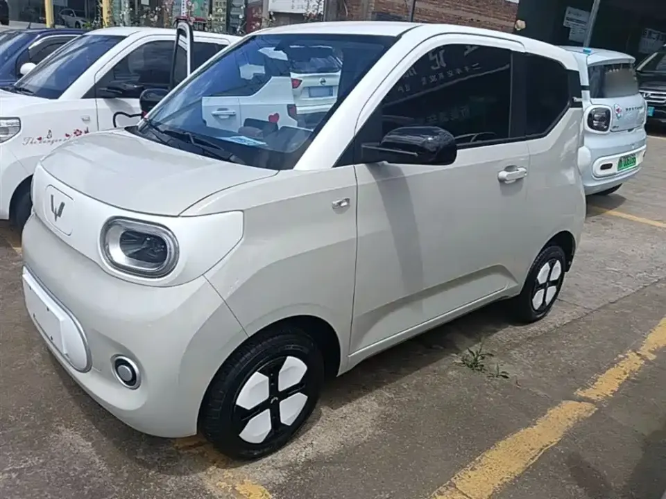 Wuling MINIEV