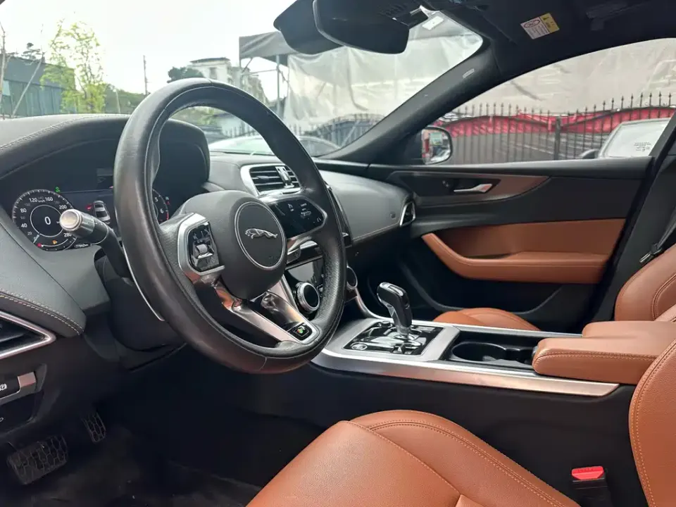 Jaguar XEL
