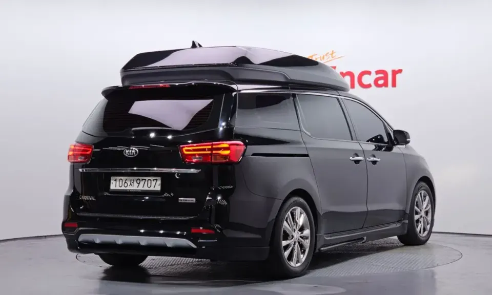 Kia Canival