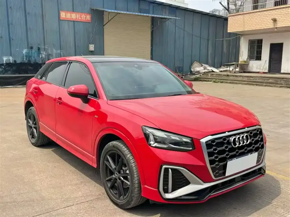 Audi Q2L