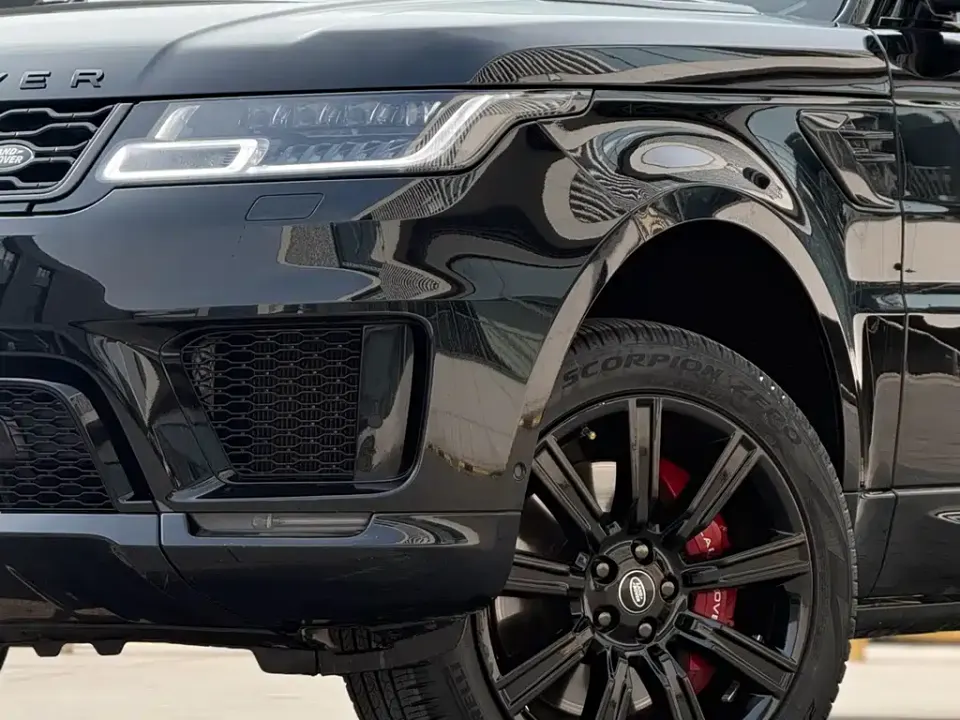 Land Rover Sport