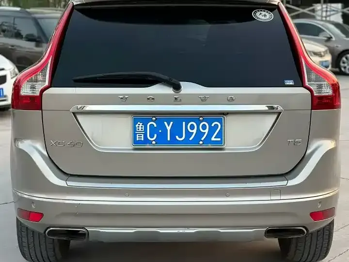 Volvo XC60 (Import)
