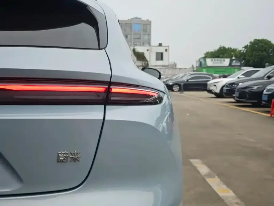 Nio ET5T