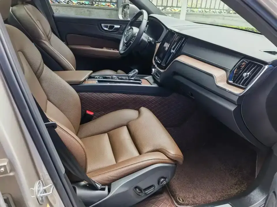 Volvo XC60 PHEV