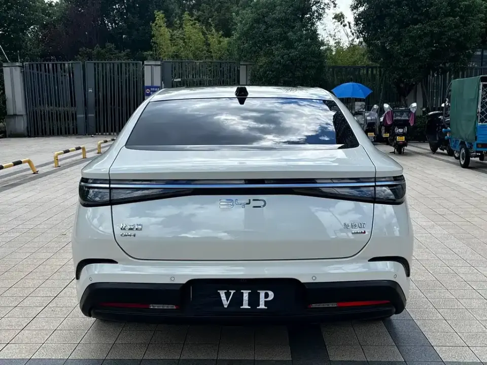 BYD Seal 07 DM-i