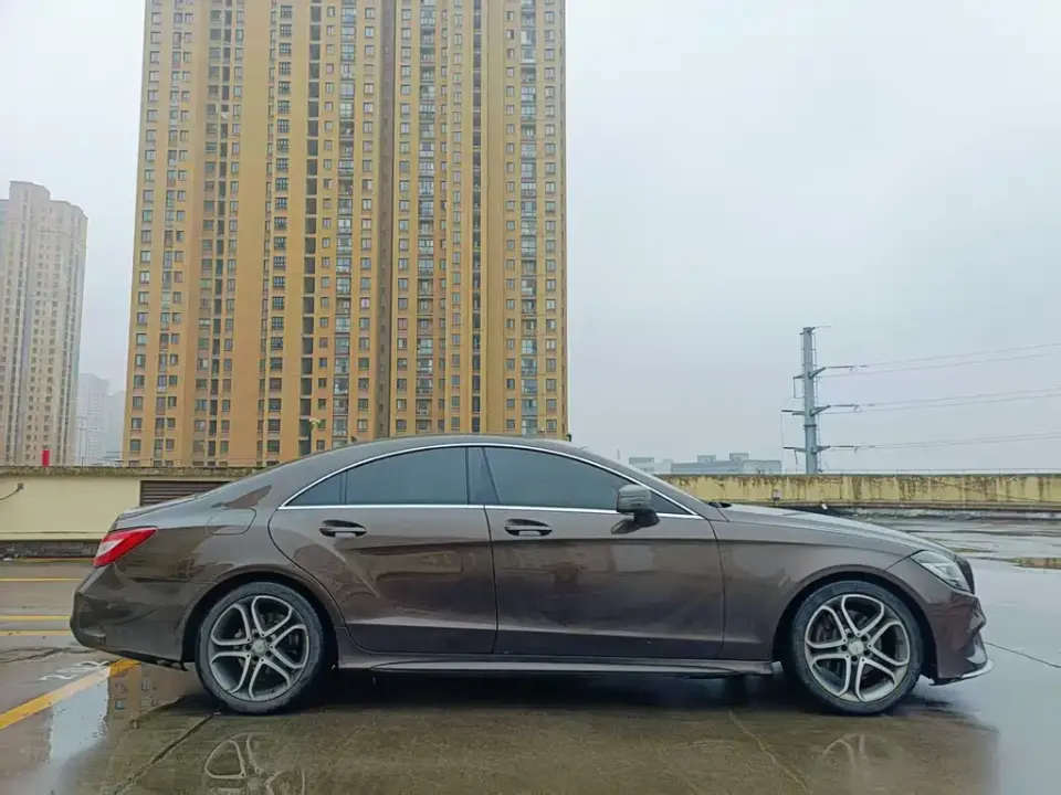 Mercedes-Benz CLS