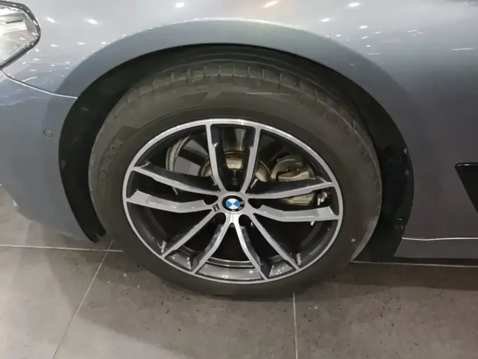 BMW 5 Series (Import)