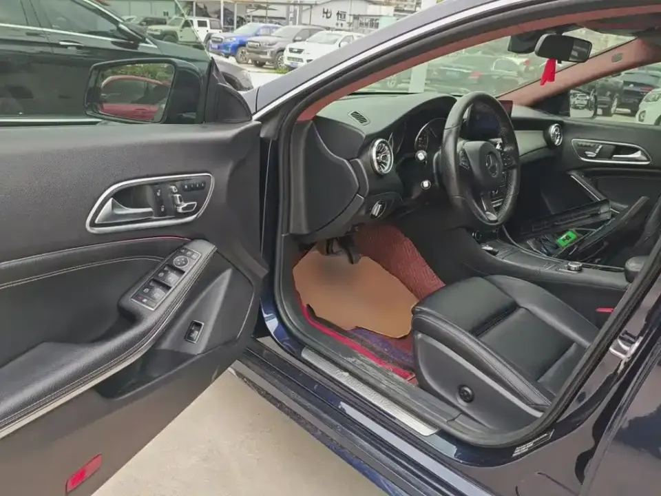 Mercedes-Benz CLA (Import)