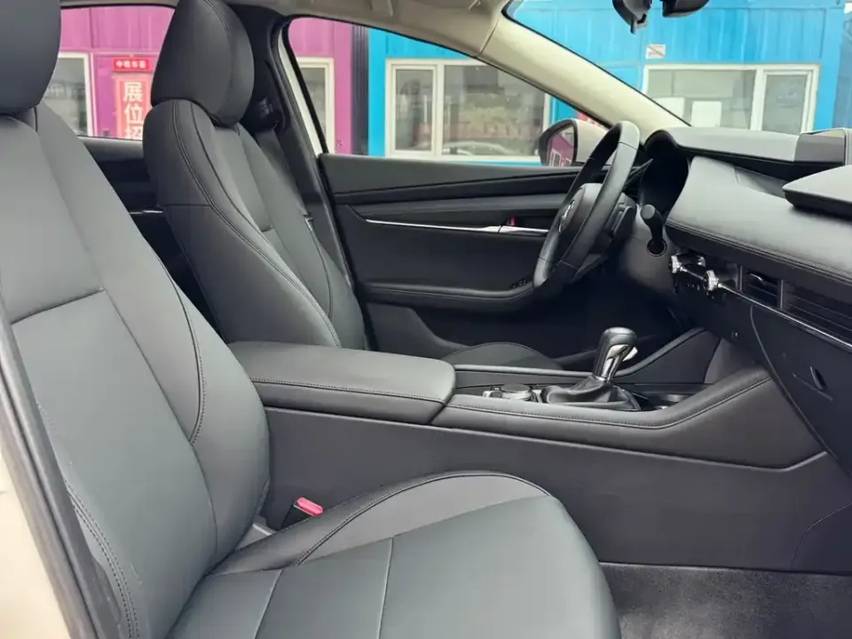 Mazda 3 Axela