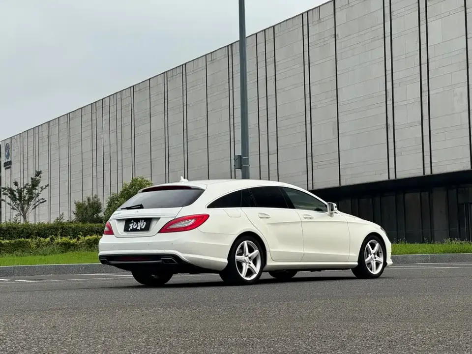 Mercedes-Benz CLS