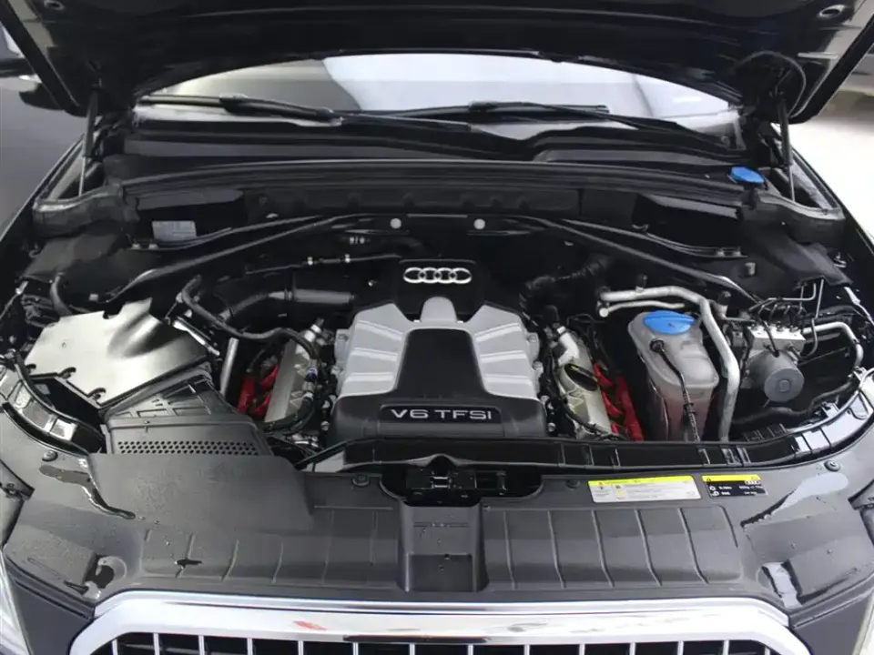 Audi Q5 (Import)