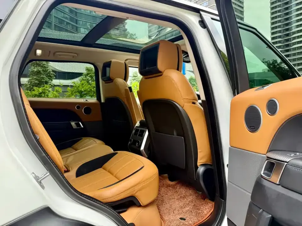 Land Rover Sport