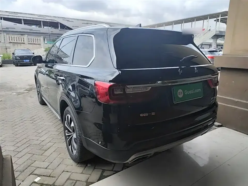 Hongqi Hongqi HS7