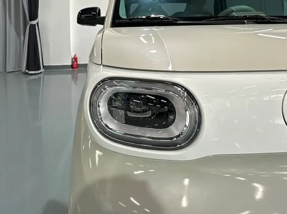 Wuling MINIEV