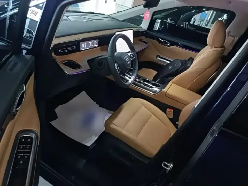 GAC Trumpchi E8 PHEV