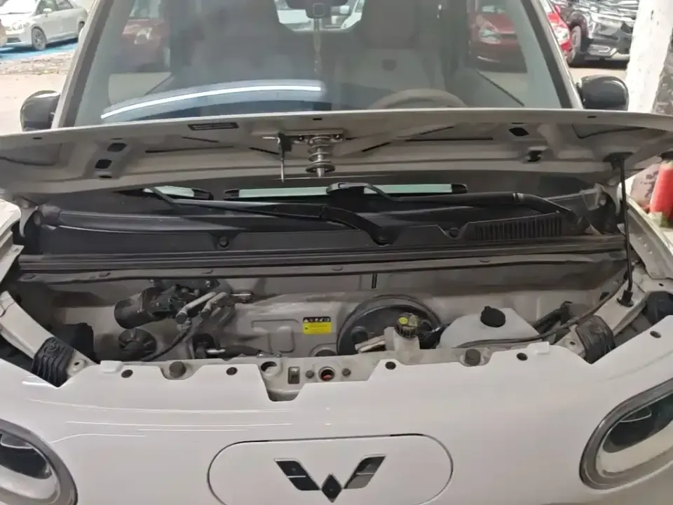 Wuling MINIEV