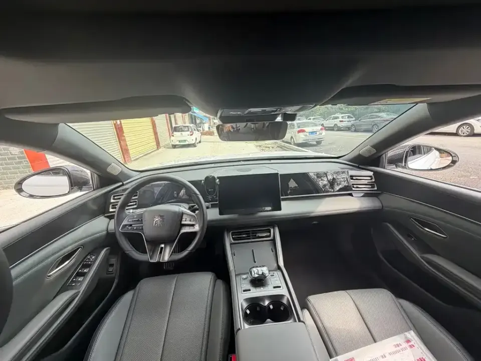 BYD Qin L