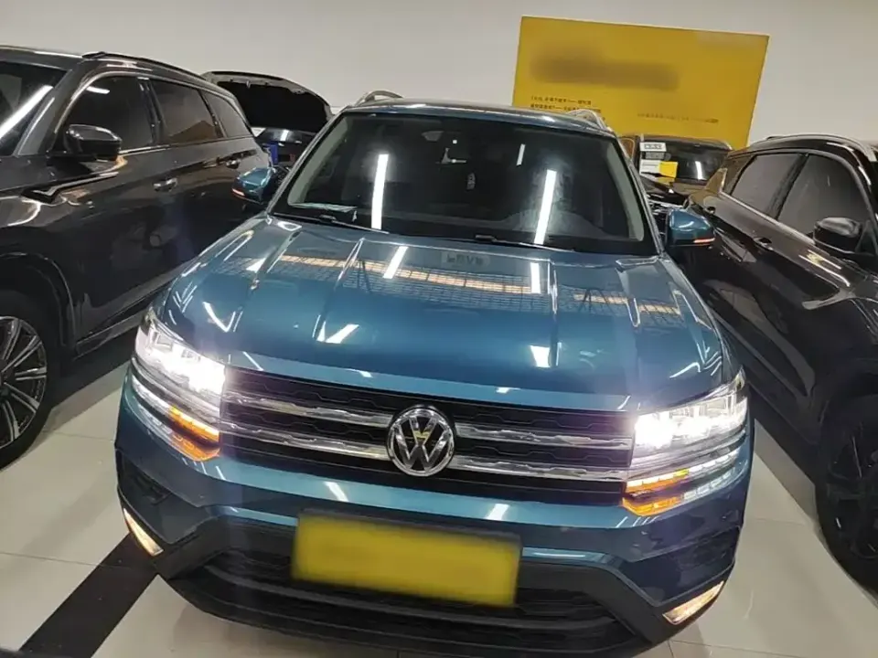 Volkswagen Tharu
