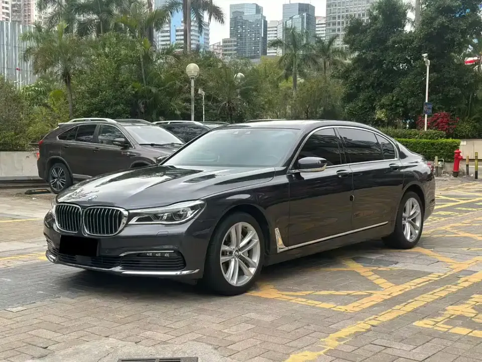 BMW 7-Series