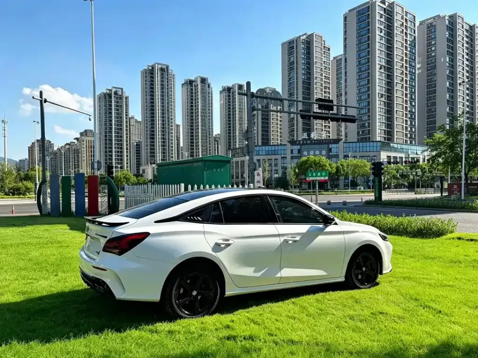 MG MG5 Scorpio