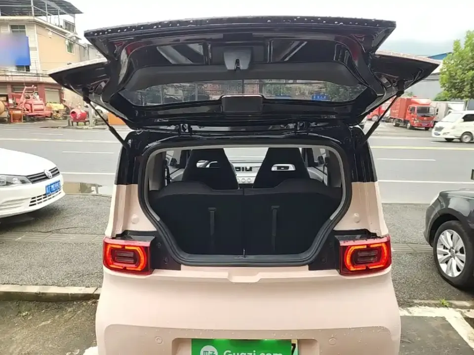 Wuling MINIEV