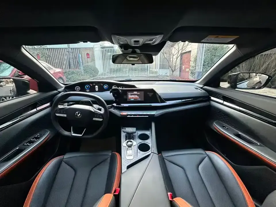 Changan UNI-V