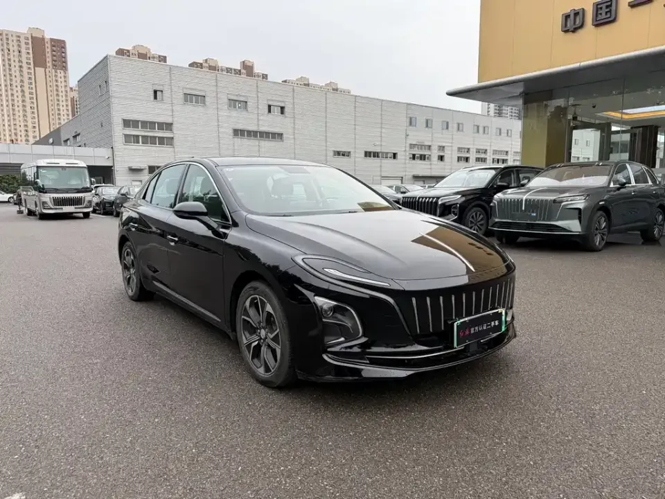 Hongqi Hongqi E-QM5