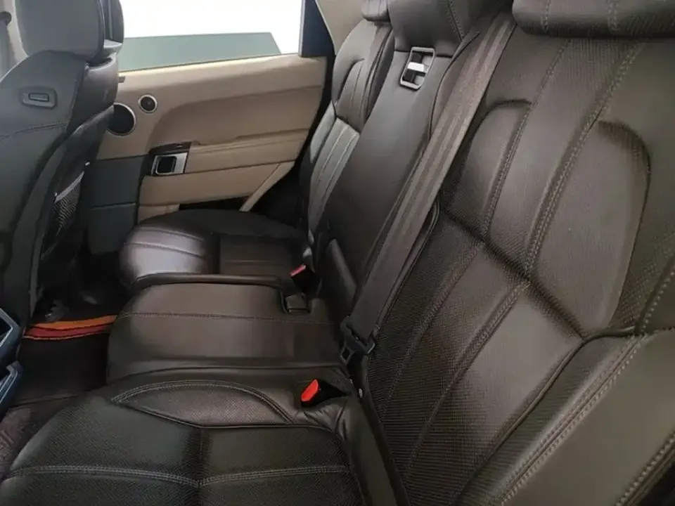 Land Rover Sport