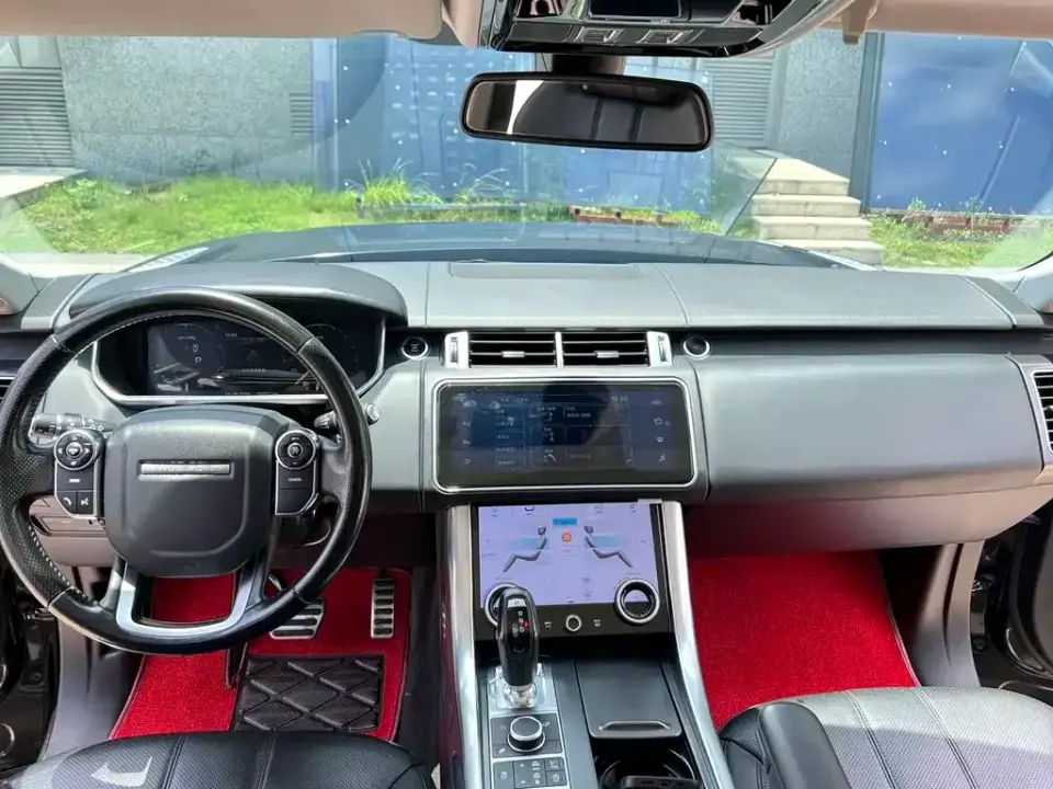 Land Rover Sport