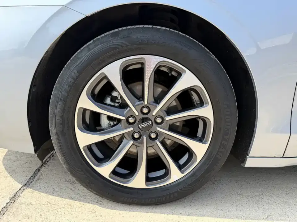 Lincoln Z