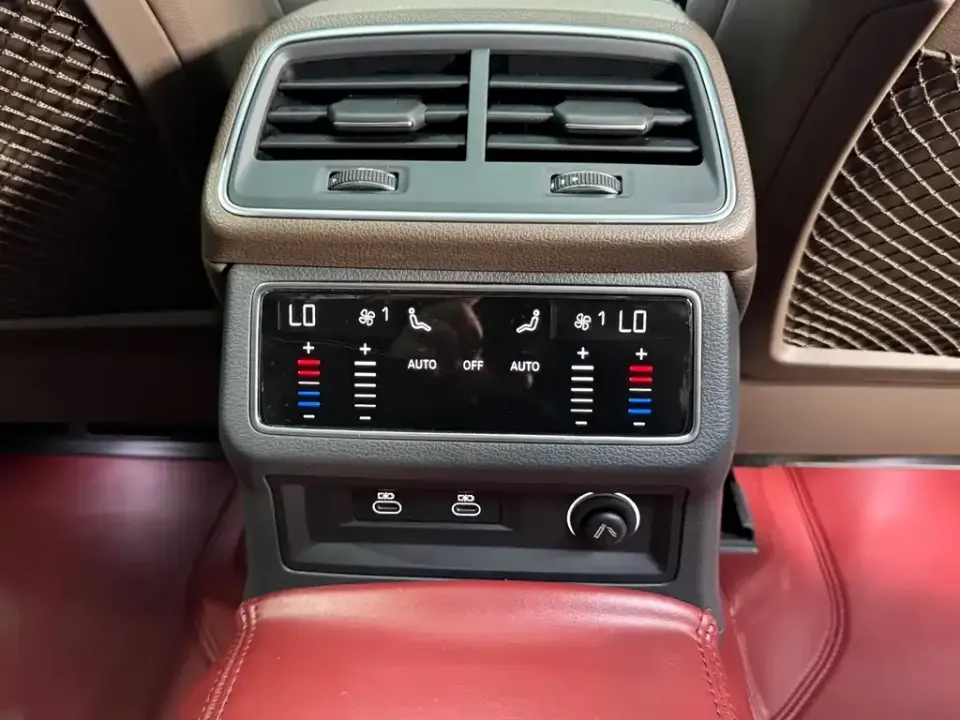 Audi A7L