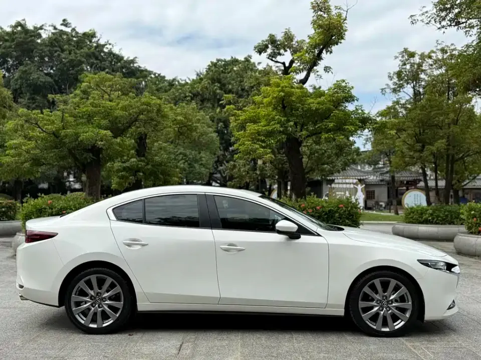 Mazda 3 Axela