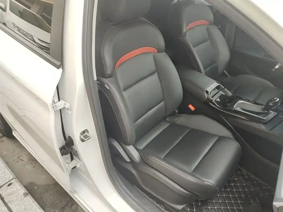 MG MG5