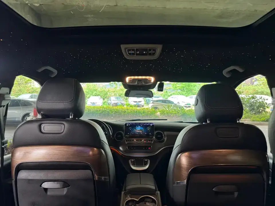 Mercedes-Benz V-Class