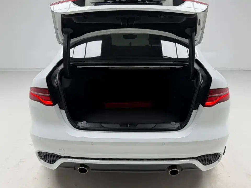 Jaguar XEL